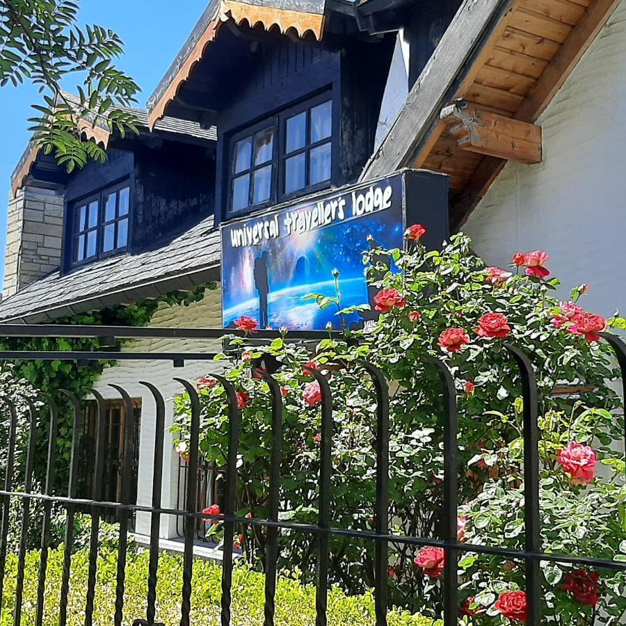 Universal Traveller'S Hostel 圣卡洛斯-德巴里洛切 外观 照片