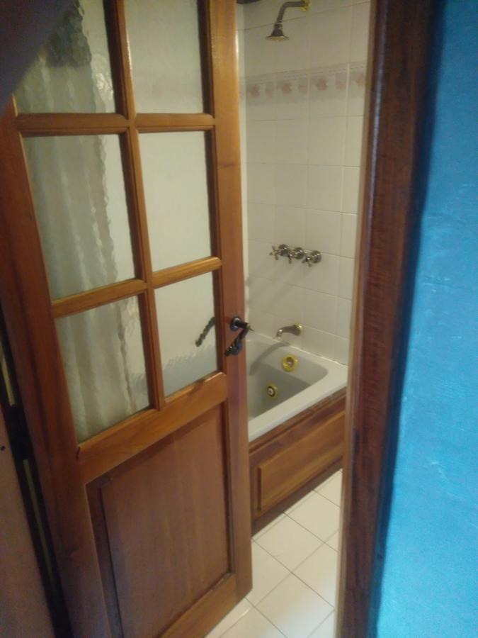 Universal Traveller'S Hostel 圣卡洛斯-德巴里洛切 外观 照片