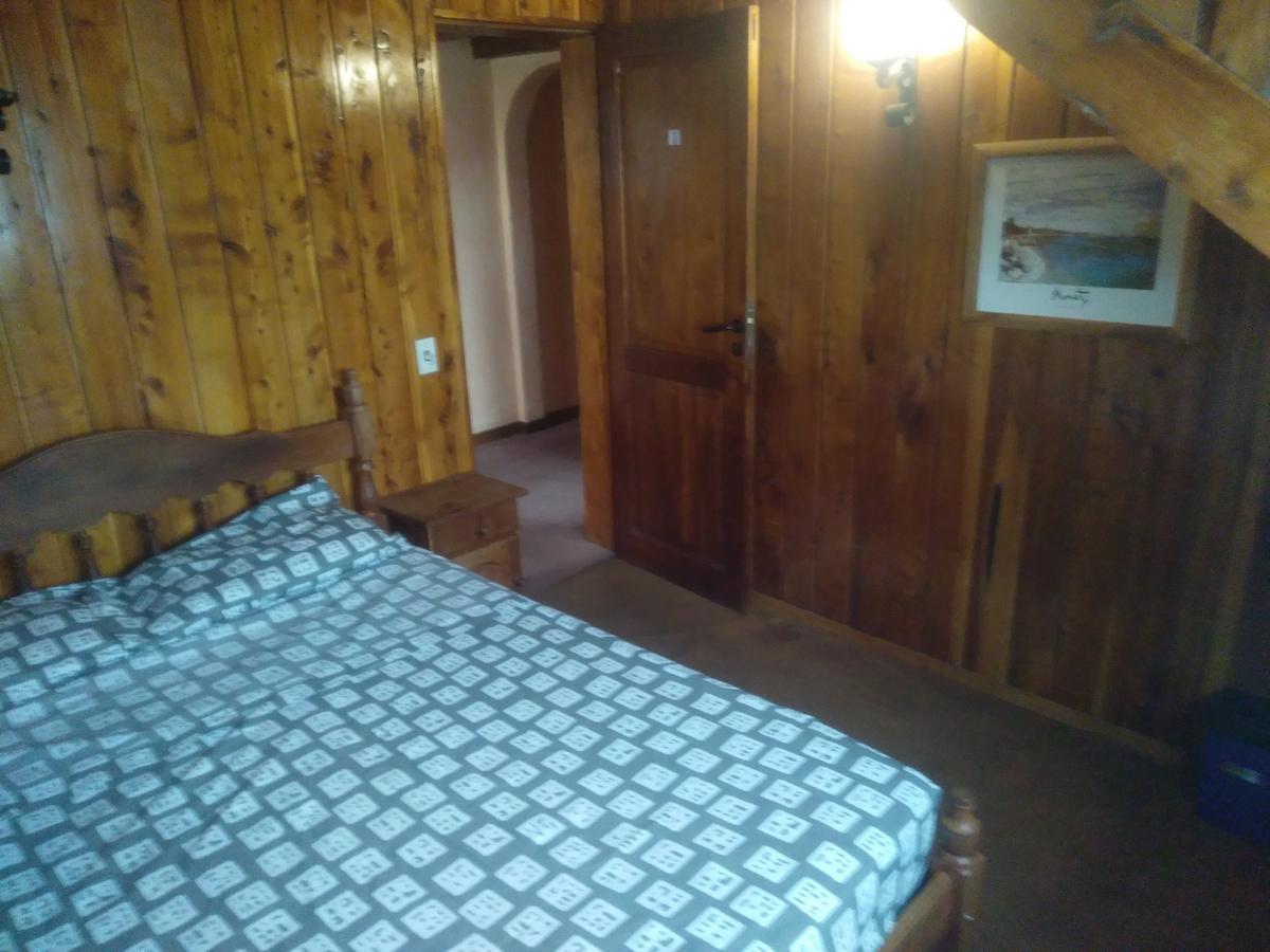 Universal Traveller'S Hostel 圣卡洛斯-德巴里洛切 外观 照片