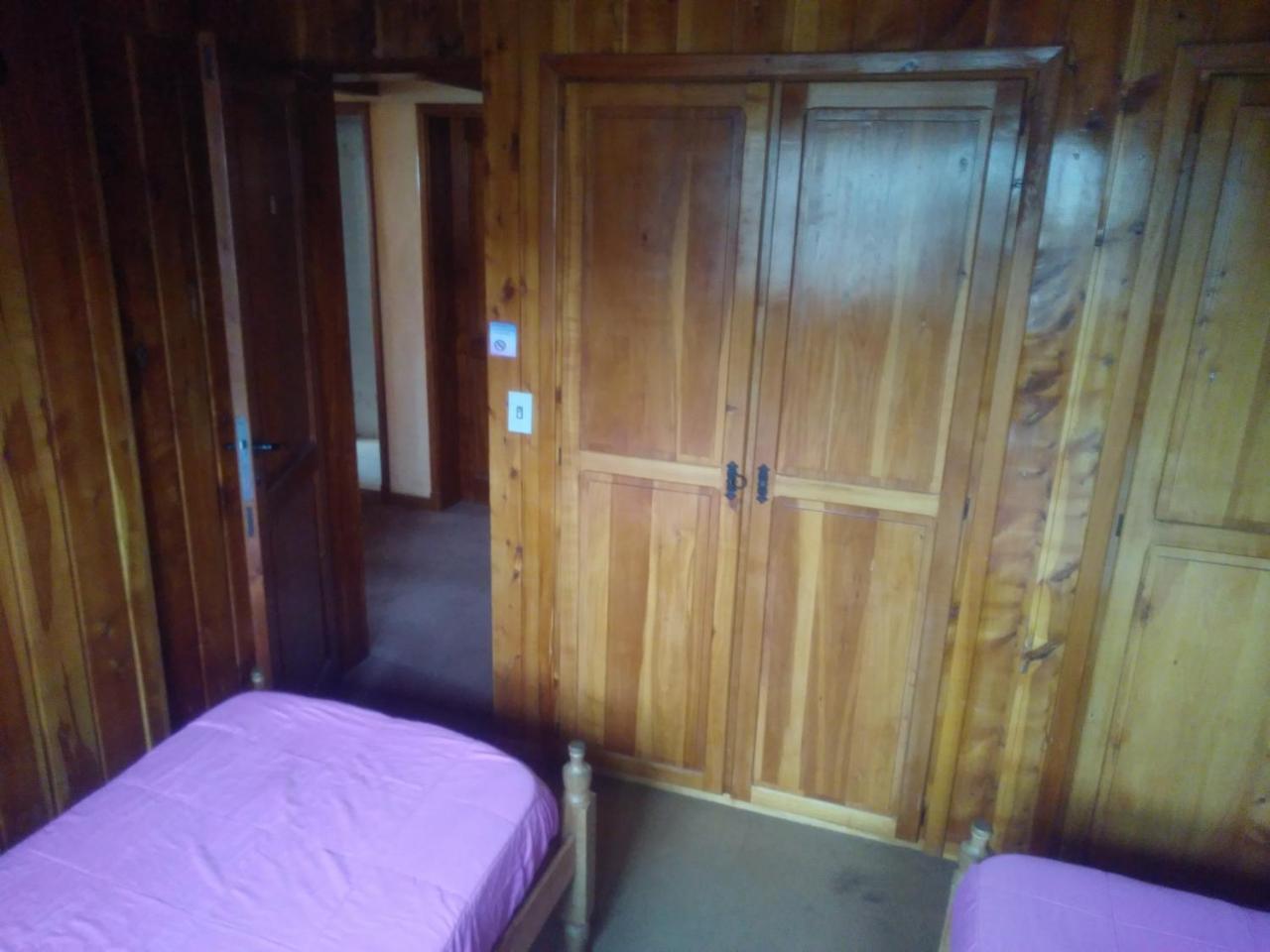 Universal Traveller'S Hostel 圣卡洛斯-德巴里洛切 外观 照片