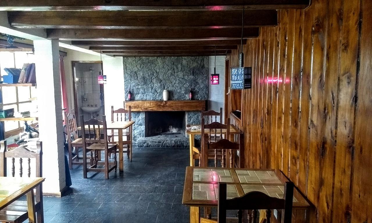 Universal Traveller'S Hostel 圣卡洛斯-德巴里洛切 外观 照片